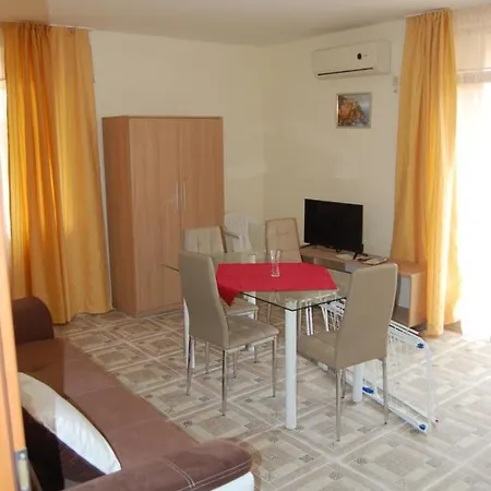Renta Bg Apartments In Tsarevo Exterior photo